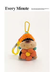 Creative Couples Keychain Gift Plush Toy Bee Dog Flower Design Soft Polyester Fiber Cartoon Style Bag Accessory Hanging Ornament