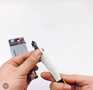 SDI Ingenuity Precision Utility Knife Cutter 9mm 30 Degree Black Blade Auto Lock System 0443C  (Ready Stock 🇸🇬)