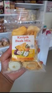 KERIPIK BUAH MIX NANAS SALAK APEL NANGKA DALAM SATU KEMASAN SI 100 GRAM