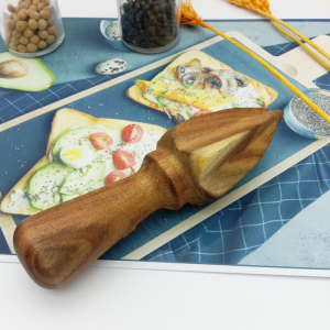Manual Lemon Juicer Two-Piece Set Fig Wood Bee Stick Fruit Pressing Tool Kitchen Cooking Utensils for Everyone