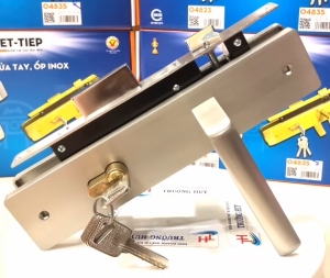 [chính hãng] khoá cửa đi Việt Tiệp 04944 - Bảo hành 3 năm