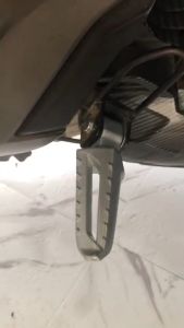 2PCS HONDA CLICK V2 V3 / BEAT FI V2 V3 PILLION STEP ARM FOOTREST ALLOY WITH EMBOSSED LOGO FOOTPEG STEP BAR