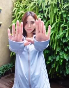 GRAFFITY - Promo Jaket Mesh Hoodie UV Protection Olahraga JPS Women WOMEN AIRism Jaket outdoor jaket mesh hoodie anti UV pria wanita