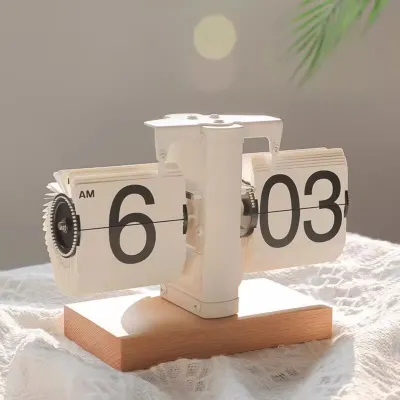 Creative Automatic Flip Clock