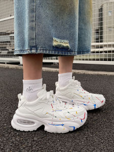 Sporty Casual Dad Shoes for Men with Invisible Heightening Thick Bottom Dye Splashing Unique Style Youthful And Trendy