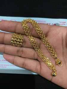 GELANG TIKAR VIRAL FREE CINCIN MEDAN MOTIF EMAS24K  PASTI NYA AWET DAN TIDAK BERUBAH SEPU KUAT SUDAH ADA SURAT PEHIASANYA