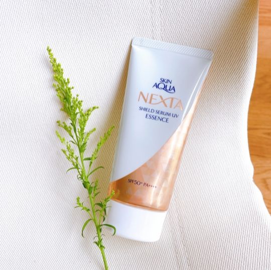 【Direct From Japan】 SKIN AQUA NEXTA Shield Serum UV Essence 70g  Vitamin C SPF50+ PA++++