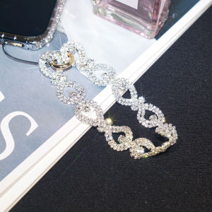 Luxurious Short Diamond Encrusted Mobile Phone Lanyard Alloy Hollow Handheld Chain Elegant Tag Fashionable Digital Accessory