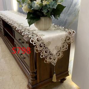 GUANGMANZHI | Lace European Style Embroidered Table Flag
