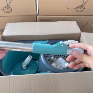 ไม้ถูพื้นถังปั่น ชุดถังปั่นไม้ม็อบ พร้อมผ้า 1 ผืน ชุดถังปั่นม๊อบสแตนเลส ประกอบง่าย สุ่มสี