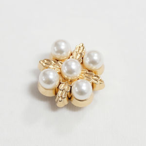High-End Metal Shoe Buckle Accessories Pearl Butterfly Chain Shoe Flower Suitable for Crocs/Cross Hole Shoes Decorations