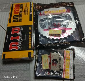 Bộ sên nhông dĩa ( chính hãng)DID MẶT TRỜIDÙNG XE FUTURE 110wave Thái wave anpha wave ZX wave TQ DREAM SUPER DREAM ĐỜI ĐẦU anh em mua hàng nên coi video shop trước khi đặt hàng LH zalô 0903 761336.