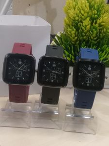 Beli 1 dikirim 3 pcs jam tangan analog kotak