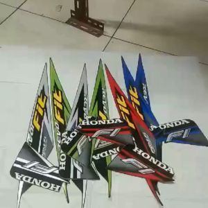 Striping Standar Revo Fit 2017 Warna