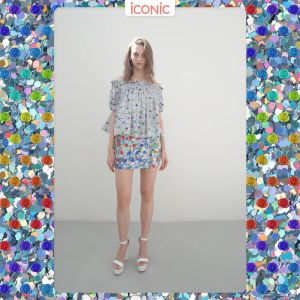 สีธรรมดา เสื้อผญ เปิดไหล่ ฟรีไซส์ ยางยืด ผ้าลูกไม้ เสื้อแฟชั่น เสื้อแฟชั่นผญ เสื้อออกงาน เสื้อทำงาน เสื้อไฮโซ