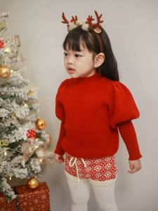 เสื้อสเวตเตอร์ถักนิตติ้งแขนพองสีแดง เสื้อชั้นในผ้าขนสัตว์สีพื้น หางกระต่าย เสื้อผ้าสำหรับต้อนรับปีใหม่ ชุดเดรสฤดูหนาวสำหรับเด็กผู้หญิง