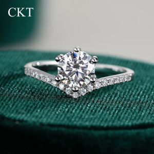 codCKT Designer Jewelry Princess Crown 18K White Gold 1CT Moissanite Diamond V Shaped Luxury Platinum Pt950 Wedding Rings for Women