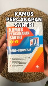 Buku Kamus Percakapan Santri A-Z Arab Indonesia Abdullah El Matroed Lc. As Salam Soft Cover