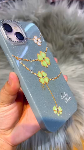 เคสโทรศัพท์กลิตเตอร์ดอกไม้ ขอบเพชร งานสวย (มีของพร้อมส่ง)