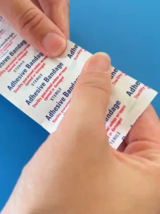 100pcs Breathable Hypoallergenic Non-woven Adhesive Wound Dressing Band Aid Bandage Transparent Waterproof