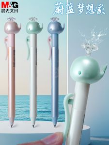 ปากกาลูกลื่นแบบกด รุ่น Mornings Light Blue Dreamer 05 สำหรับนักเรียน หมึกแห้งเร็ว ปากกาเจลน้ำ รุ่น AGPK8101 ด้ามทรงกระบอก