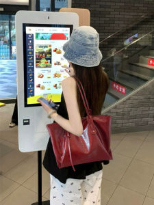 Red Large Capacity Womens Tote Bag Underarm Stylish Shoulder Handbag marriagesSingle Strap Luxury Feel Versatility Wedding New 2025