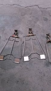 สกรูยึดเป็ดย่างสแตนเลสขยายใหญ่ คลิปเป็ดย่าง เตาอบเป็ดย่างแก๊ส กล่องไก่ย่าง คลิปเป็ด