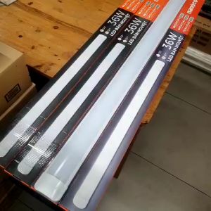 Đèn LED Bán nguyệt Nanoco 0.6m NSHV 18W NSHO 20W ánh sáng trắng trung tính