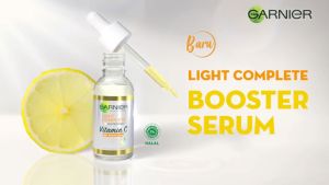 Garnier Light Complete Whitespeed Vitamin C 30X Booster Serum || Sakura White Hyaluron 30X Booster Serum 7.5ml (SACHET)