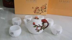 🌺✨🌺Bộ Bình Trà Chạm hoa đỏ kiểu rất đẹp đá mã não trắng tinh đẹp quá anh chị để phòng khách công ty quà biếu tặng Sếp tân gia người thân ý nghĩa có 2380k/1 bộ ạ
