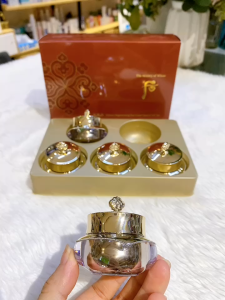 [WHOO]Kem dưỡng mắt trắng da mờ thâm tái sinh Whoo Cheongidan Radiant Regenerating Eye Cream 5ml