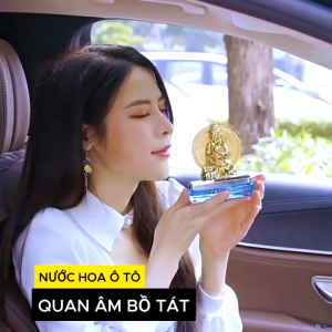 Nước Hoa Ô Tô CARLOX Tượng Phật Quan Thế Âm Chạy Năng Lượng Mặt Trời Tỏa Hương Thơm Mát Nhẹ Nhàng