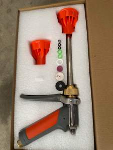 Súng xịt thuốc cây trồng