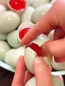 Trứng Muối Đặc Biệt Dùng Để Nấu Bánh