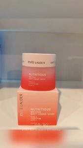 ESTEE LAUDER Nutritious Melting Soft Creme Pomegranate Essence Cream Brightens Delicates and Moisturizes 50ml