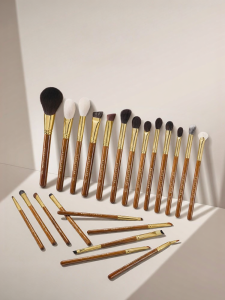 UN SHOP | Complete Face Makeup Brushes Set
