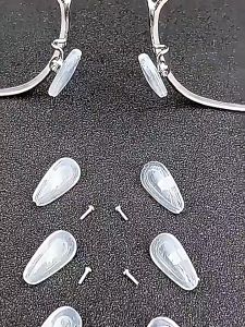 Kit Bantalan Hidung Kacamata Isi 8PCS | Nosepad Frame Sunglasses Eyeglasses Anti Slip Silikon Nyaman | Silicone Nose Pad Kacamata / Bening Mengkilat Ganjalan Hidung Anti Slip A03