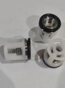 INDOBASE Part Klep Pompa Karet Bawah D15.9x18.7mm Putih 1 Pcs