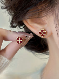 Red Four Leaf Clover S925 Pure Silver Earrings Luxury Festive High End Feeling Personality New Year Original Design Womens Jewelry