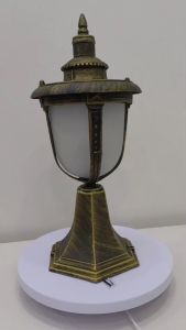 โคมไฟหัวเสา 8516S D3 GD สีทองสนิม