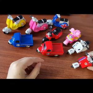 Q Edition Cure Mini Vintage Sheep alloy motorcycle model Japanese Tutu three-wheel pedal car toy
