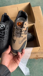 Mens Hiking Shoes Quick-dry Rubber Rock Climbing Shoes Non-slip Hiking Shoes For Men Casual Sneaker