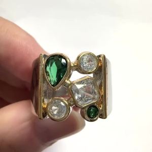 Huitan Fashion Women Two Tone Ring Elegant Wedding Party Inlaid Bright Geometric Cubic Zirconia Accessories Modern Lady Jewelry