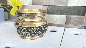 Tempat Dupa Kuningan Motif Naga: Pilihan Tempat Bakar Dupa Kemenyan