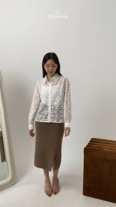 Clouwny Florence Lace Top Atasan Lengan Panjang Wanita Premium Lace Fit to XXL