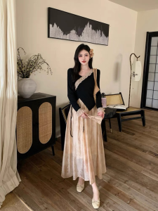 Pakaian Wanita Gaya Baru: Setelan Dua Bagian yang Elegan & Nyaman