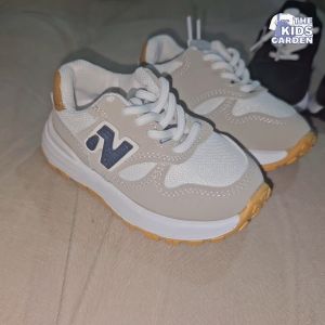 Sepatu Sneakers Anak Cowok Impor Kets Kasual Kekinian Umur 0-5 Tahun