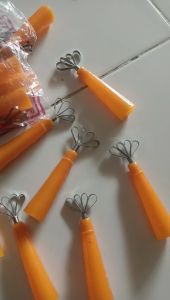 Parutan / Alat Pemarut / Kerok Pengerok / Peeler Blewah Melon Garbis / Kerokan belewah Puding 1 pcs