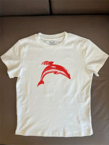 Áo Thun Tay Ngắn in Hình Du Kích Cỡ Nhỏ Cạp Cao Mùa Hè 2025 Cho Nữ Màu Trắng Phong Cách Mỹ