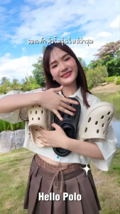 Hello Polo ผู้หญิง รองเท้าแตะกันลื่น วัสดุ EVA เบาสบาย พื้นหนา ทนต่อการสึกหรอ ไม่มีกลิ่น ทำความสะอาดง่าย ลำลอง HP8057